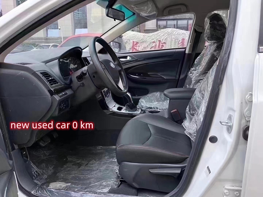 2019 BYD E5 450 400KM EV Car 0KM voor wederverkoop Topsnelheid 130KM/h 4 deuren 5 zitplaatsen