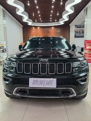 JEEP Grand Cherokee 2017 Model 3.0L 4X4 AWD Perfecte staat Maximaal koppel 200-300Nm