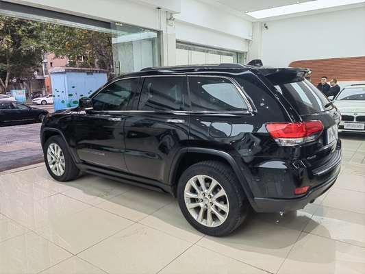 JEEP Grand Cherokee 2017 Model 3.0L 4X4 AWD Perfecte staat Maximaal koppel 200-300Nm