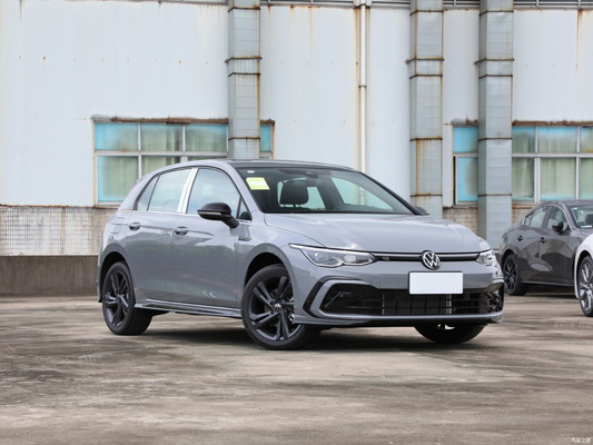 Upgrade Your Ride 2023 Golf Facelift 208 TSL DSG PRO Kleine SUV met LED daglicht
