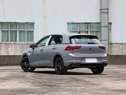 Upgrade Your Ride 2023 Golf Facelift 208 TSL DSG PRO Kleine SUV met LED daglicht