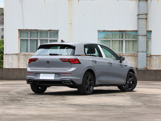 Upgrade Your Ride 2023 Golf Facelift 208 TSL DSG PRO Kleine SUV met LED daglicht