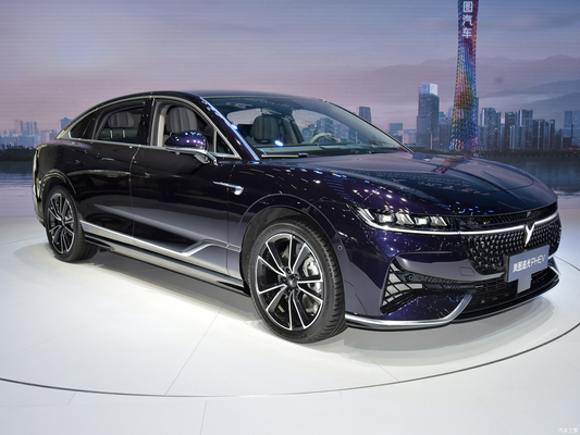 2023 Lantu Dongfeng Voyah Passion Voyah Zhuiguang Phev Car Plug In Hybrid 4wd Long Range
