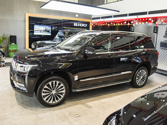 BAIC BJ90 SUV 90% MB GLS450 Onderdelen Topsnelheid 245KM/h Maximaal vermogen 300-400PS Grote korting