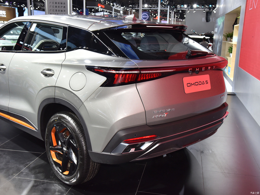 4400*1830*1588mm 2022 2023 Compact benzine SUV 1.6T 197 pk 7 DCT Chery Omoda C5 5 auto's