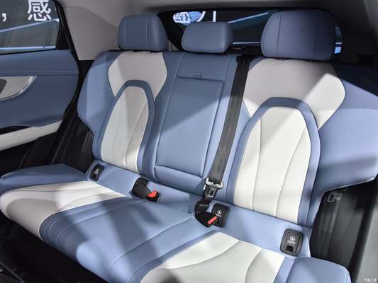 4400*1830*1588mm 2022 2023 Compact benzine SUV 1.6T 197 pk 7 DCT Chery Omoda C5 5 auto's