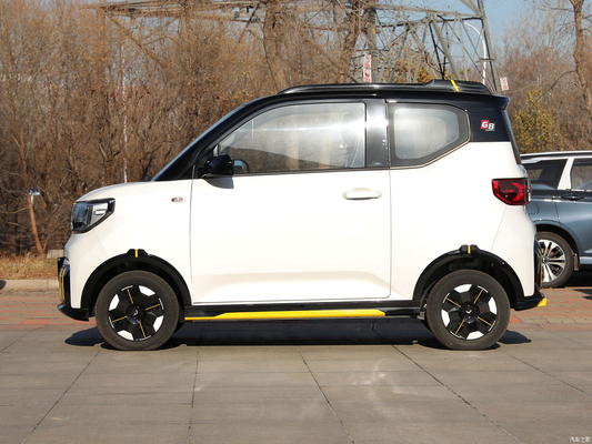 Budgetvriendelijke mini-elektrische auto's Wuling Hongguang Mini EV LED koplamp 200km 300km