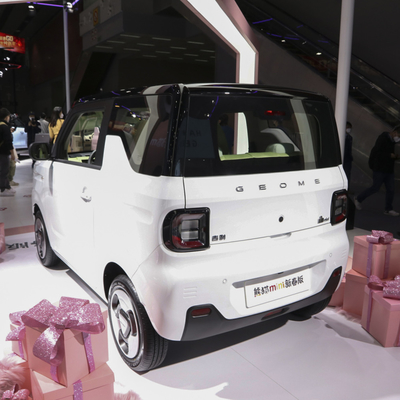 Klaar voor 2022 Geely Panda Mini EV 4 zitplaatsen Pure Electric Car 120km / 200km bereik