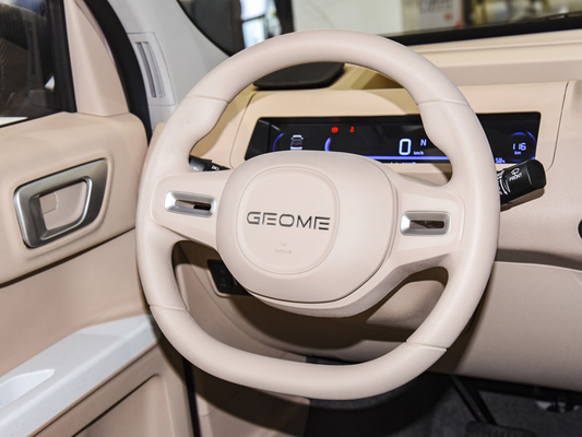 Klaar voor 2022 Geely Panda Mini EV 4 zitplaatsen Pure Electric Car 120km / 200km bereik