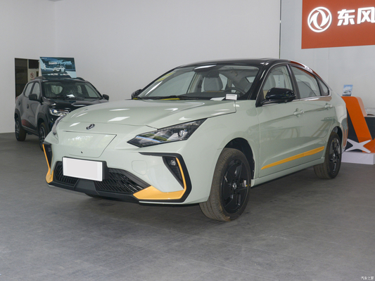Als afbeelding 2023 Dongfeng Aeolus E70 Yizhi Versie 420KM Batterijduur Hybride brandstoftype