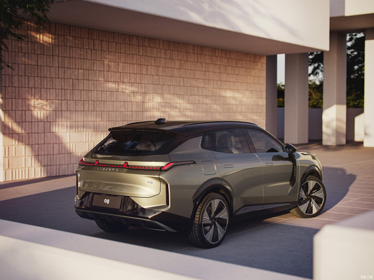 2023 Lynk Co 08 Plug-in Hybrid Long Range PRO SUV 120KM Pure Electric Range binnen de markt