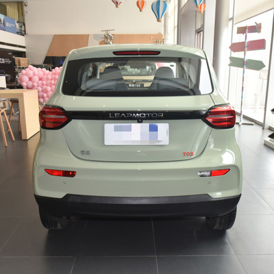 Achtercamera en linker stuur Leapmotor T03 4 zitplaatsen Kleine elektrische auto voor volwassenen