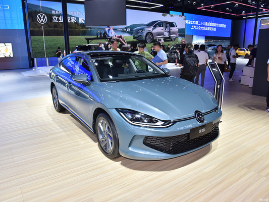 Euro VI emissie standaard 2024 Volkswagen Lamando L 200TSI DSG Trendy versie