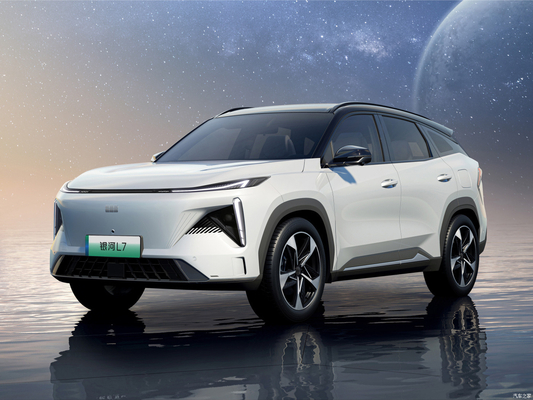 2023 Geely Galaxy L7 Hybrid 1.5T PHEV SUV Auto met CLTC van 90 km en elektrisch brandstoftype