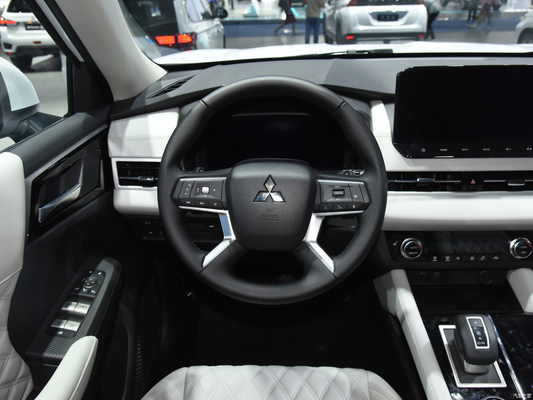 Elektrisch stuursysteem 2023 Mitsubishi Outlander 1.5T Zunyao SUV