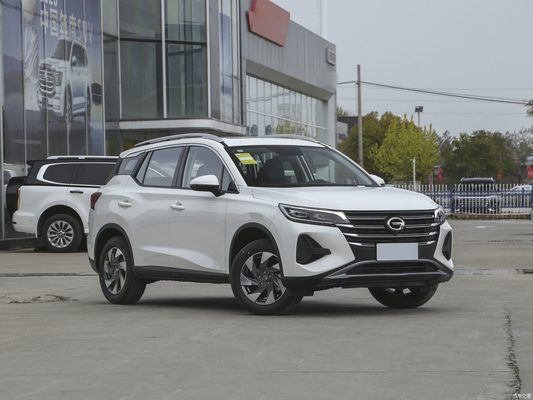 2023 GAC Trumpchi GS4 benzine SUV met automatische airconditioning en touchscreen