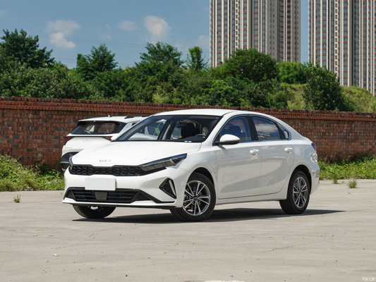 2023 Kia K3 Sedan LED koplampen natuurlijke aspiratie motor en laag brandstofverbruik
