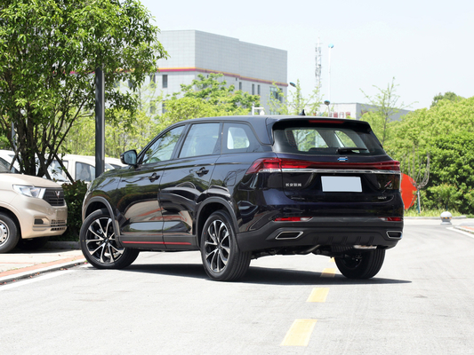 5 deuren 5 zitplaatsen SUV 2023 Changan Oshan X7 Plus Gas Car met 4730*1870*1720mm afmetingen