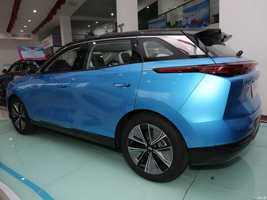 2020 SUV Sedan Pentium E01 met 450KM bereik en topsnelheid van 170KM/h 4639*1880*1640mm
