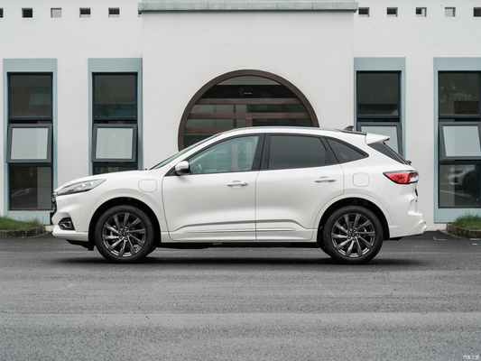 Ford Escape Energy EV PH Plug-in Hybrid 5 deuren 5 zitplaatsen 125 kW Totaal motorvermogen Perfect