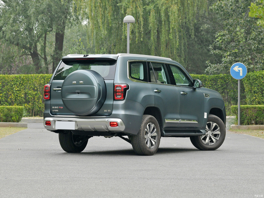BAIC BJ60 2.0T Grote verplaatsing Off-road SUV gemaakt in met 5 zitplaatsen en grote ruimte