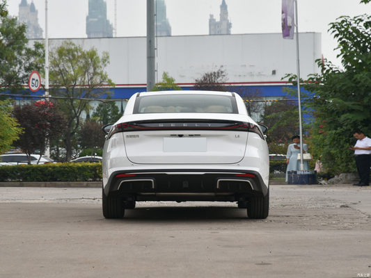 Geely Galaxy L6 2023 60km Hybrid PLUS Sedan Als afbeelding 1.5T Elektrische auto voor CLTC 60k