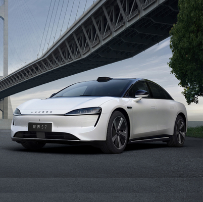210 KM/h Topsnelheid Huawei Chery LUXEED S7 Electric Auto Sedan 4 Door 5 Seater Hybrid