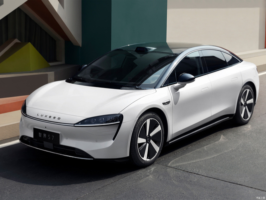 210 KM/h Topsnelheid Huawei Chery LUXEED S7 Electric Auto Sedan 4 Door 5 Seater Hybrid