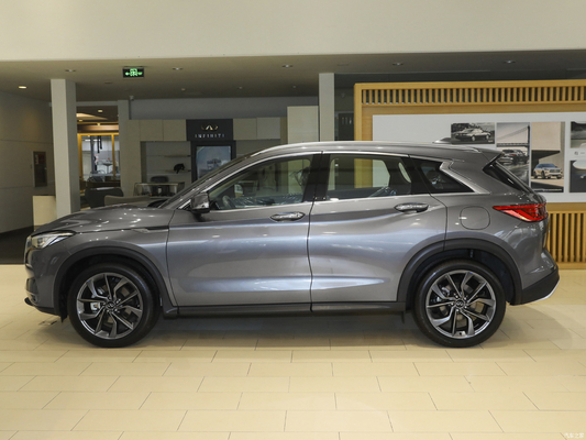 2024 INFINITI QX50 2.0T Touch Screen Pilot Versie met een maximaal koppel van 400-500Nm