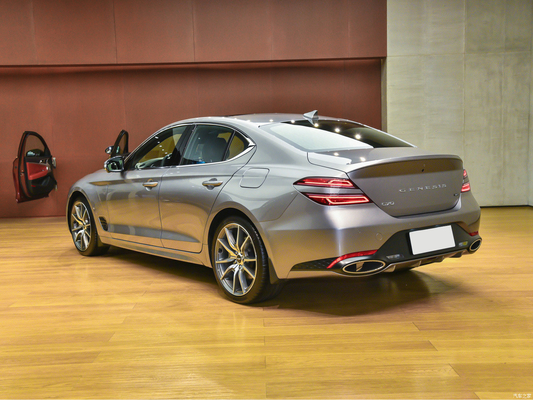 Leerstoelen en Euro VI-standaard Genesis G702023 2.0T achtersteunbare berlinemotor