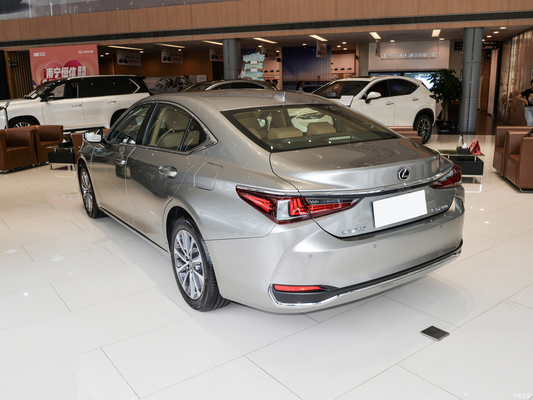 2023 Lexus ES200 260 Excellence Edition 5 zitplaatsen sedan met voorste schijf Achterste schijfremmen