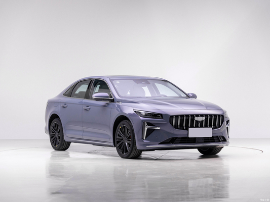 Geely Preface L 1.5TD Hybrid Luxury Sedan met 4 voorste schakels en voorste 1 achterste 1 radar