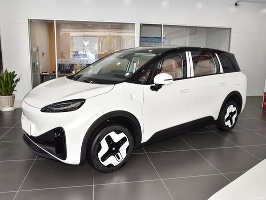 2023MPV ARCFOX KALA 5 deuren 4 zitplaatsen elektrisch voertuig met 200 kW motorvermogen en gegarandeerd