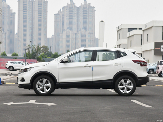 Voorwaarts Schakelen Nummer 7 2023 Nissan Qashqai 2.0L CVT 2WD benzine auto in hoge vraag