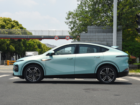 580 km lange afstand en 755 km topsnelheid 2023 Xpeng G6 elektrische auto met 218 kW motorvermogen