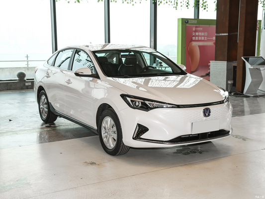 145KM/h Topsnelheid Changan Eado EV460 Lithium Iron Phosphate Battery Elektrisch voertuig
