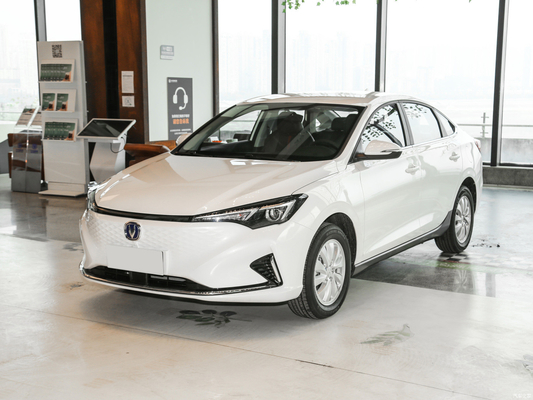 145KM/h Topsnelheid Changan Eado EV460 Lithium Iron Phosphate Battery Elektrisch voertuig