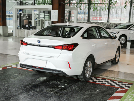 145KM/h Topsnelheid Changan Eado EV460 Lithium Iron Phosphate Battery Elektrisch voertuig