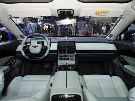 High Speed Pure Electric Car Yuanhang Y6 2023 met 1020KM Long Range en 205km/h Top Speed