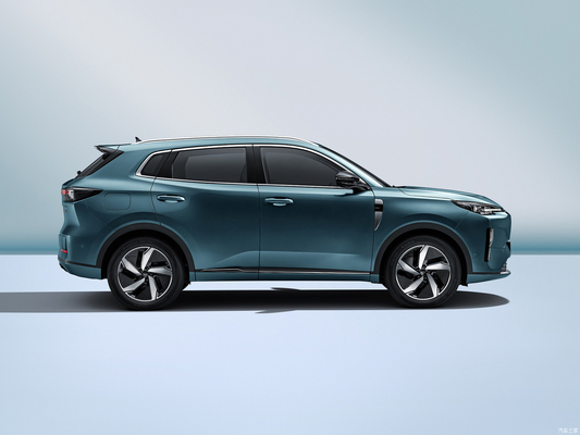 Changan Qiyuan Q05 125 MAX Hybrid Ev auto Lithiumbatterij gemaakt in topsnelheid 180 KM/h