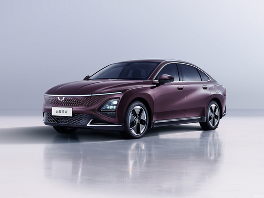 Beste keuze 2023 Wuling Starlight Hybrid Electric Sedan 4 deuren 5 zitplaatsen Single Motor