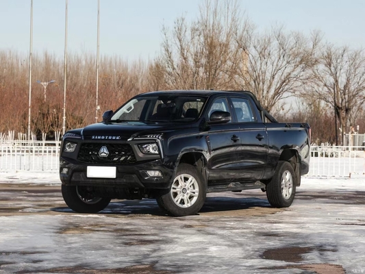 2024 SINOTRUK 2.0T Automatic Diesel 4WD Long-Axis Luxury Pickup Truck voor linksrijden