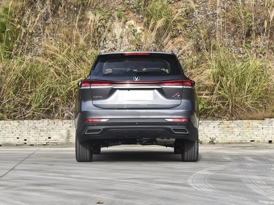 2024 Changan X7 Plus 7-zits benzine auto met 1.5T automatische topsnelheid van 190 KM/h