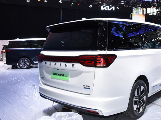 150KM Pure Electric Cruising Range JAC Ruifeng RF8 PHEV Smart Edition 1.5T Eénmotor