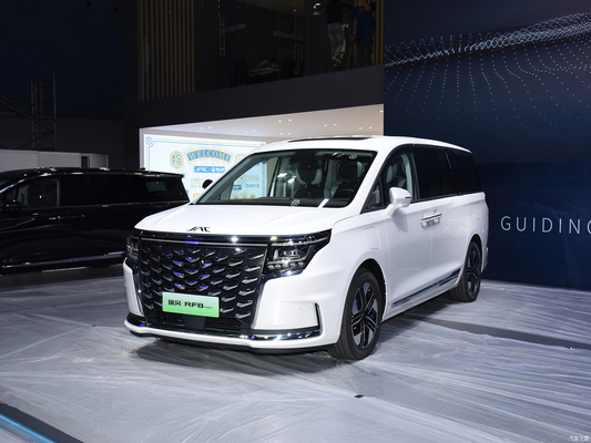 150KM Pure Electric Cruising Range JAC Ruifeng RF8 PHEV Smart Edition 1.5T Eénmotor
