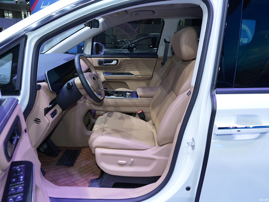 150KM Pure Electric Cruising Range JAC Ruifeng RF8 PHEV Smart Edition 1.5T Eénmotor