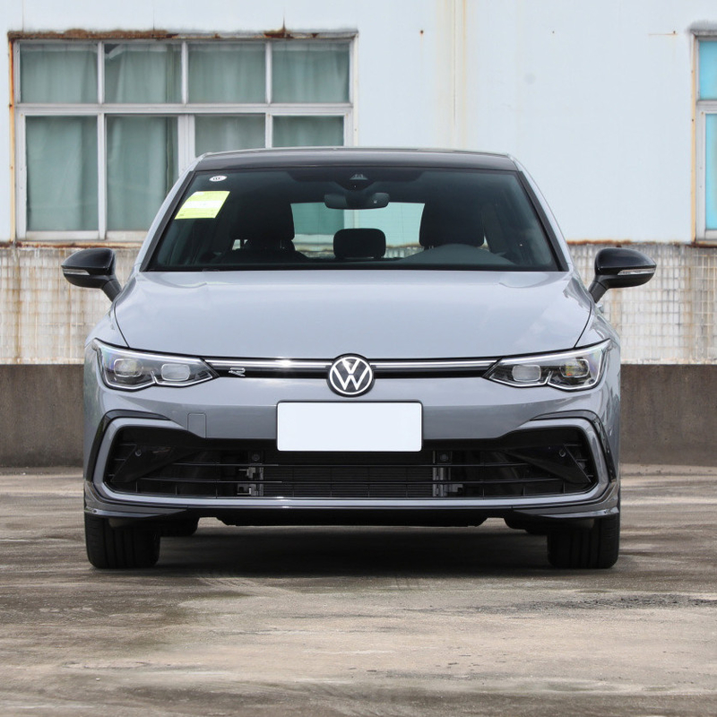Upgrade Your Ride 2023 Golf Facelift 208 TSL DSG PRO Kleine SUV met LED daglicht