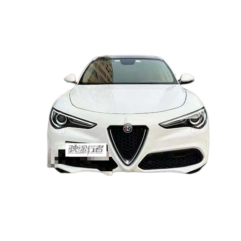 64 liter tankcapaciteit Alfa Romeo Stelvio Q4 Sport SUV in goede staat topsnelheid 230KM/h