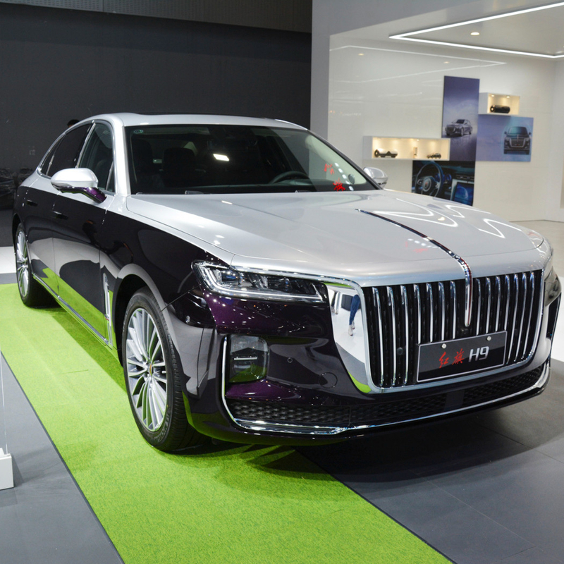 ESC-uitgerust Hongqi H9 2.0T Sedan Elektrische achteruitkijkspiegel en voor optimaal rijden