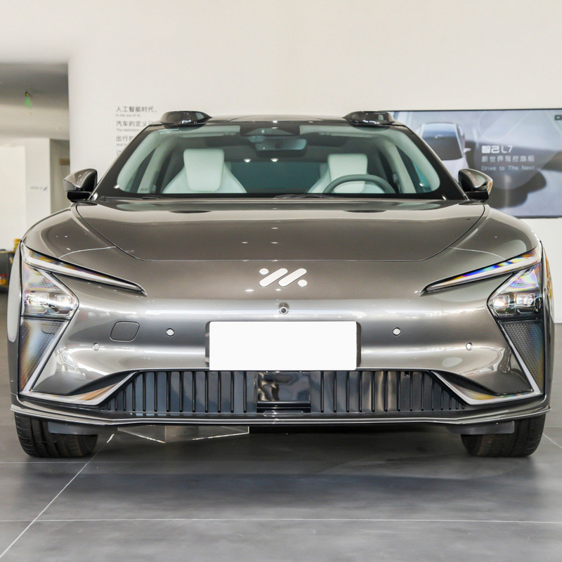 5098*1960*1485mm Hybride brandstoftype Luxe elektrische sportwagen voor hoge snelheid